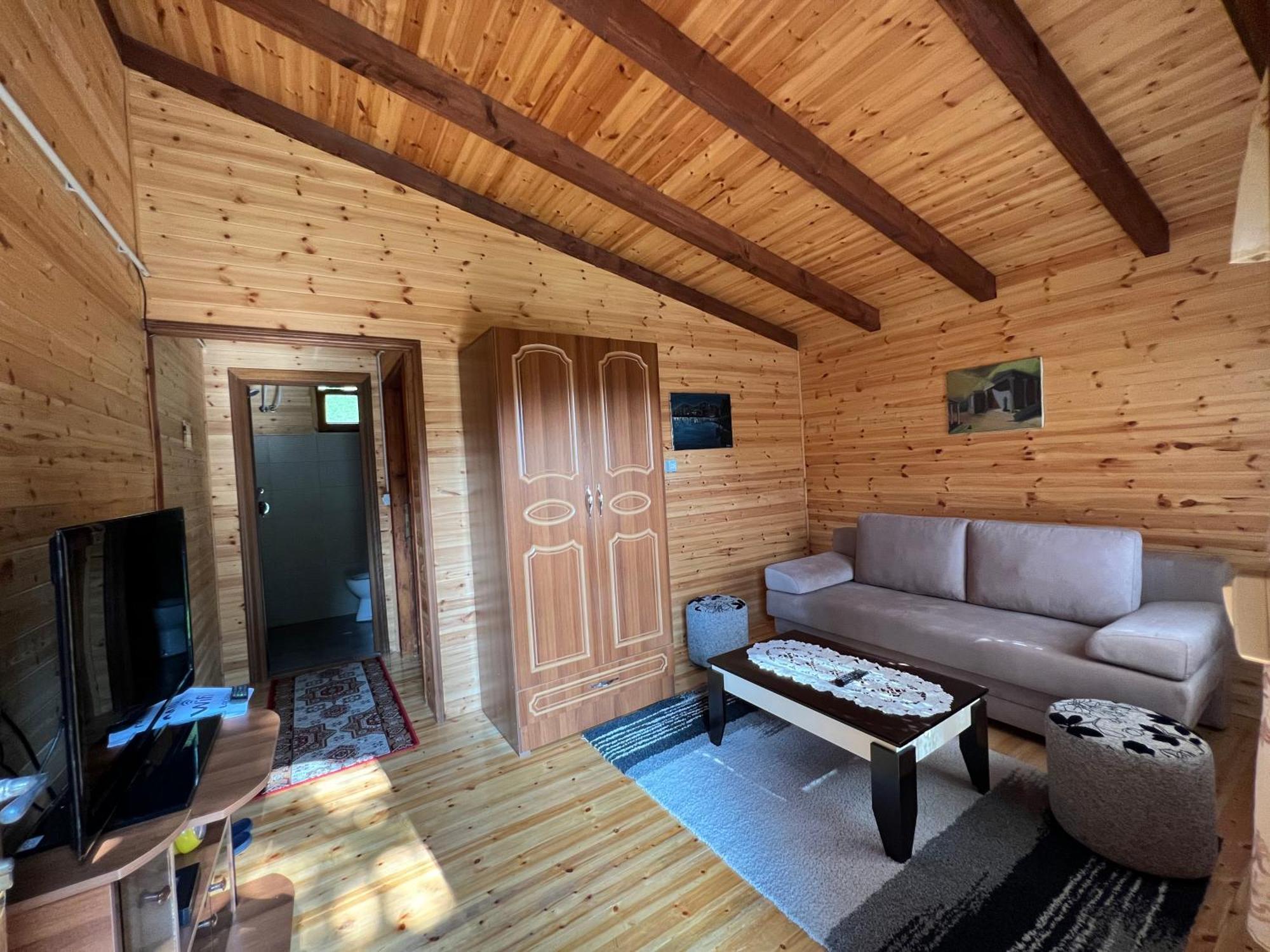 Bujtina Uji I Panjes, Log Cabins Dukat Buitenkant foto